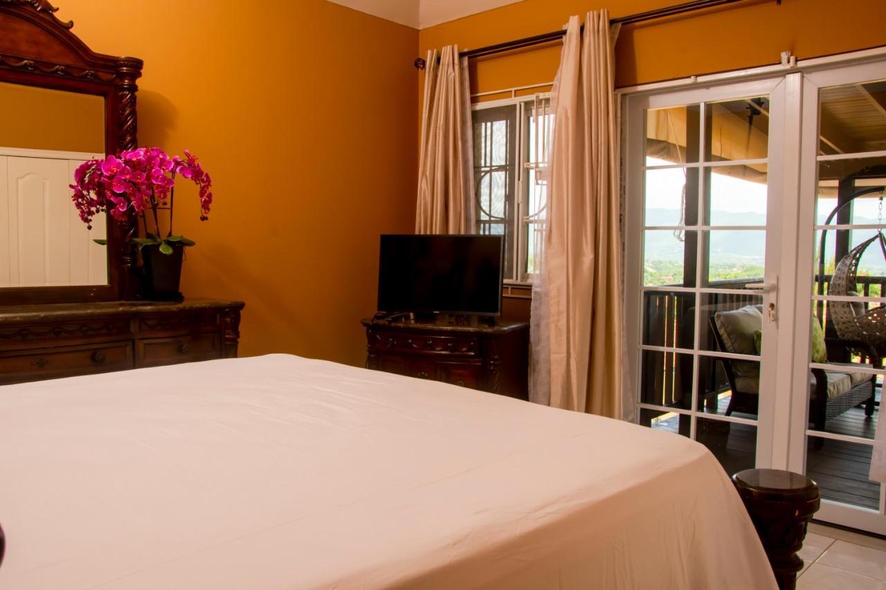 Apartment Vacation Getaway In Mango Walk Country Club Montego Bay