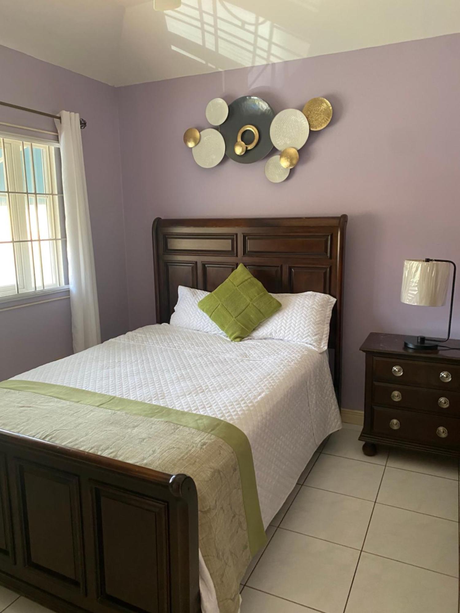 Vacation Getaway In Mango Walk Country Club *